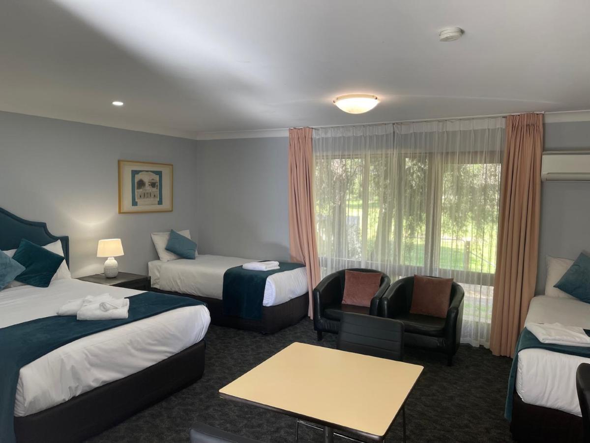 Town & Country Motor Inn Forbes Zewnętrze zdjęcie
