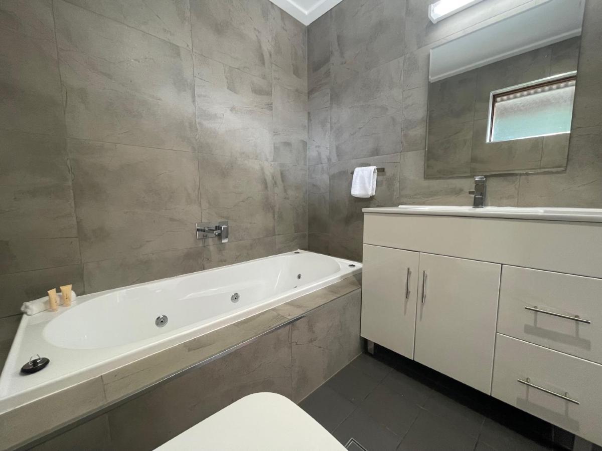 Town & Country Motor Inn Forbes Zewnętrze zdjęcie