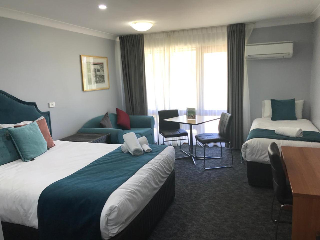 Town & Country Motor Inn Forbes Zewnętrze zdjęcie